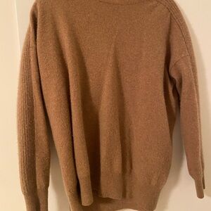 Cashmere Jcrew brown sweater size medium. Cozy and warm for fall!